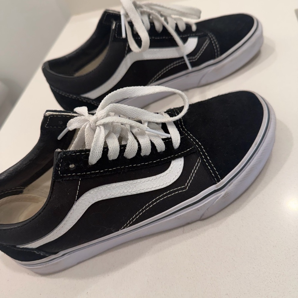 Vans skater shoes